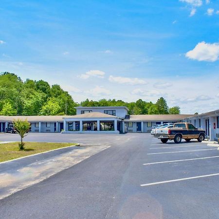 Rodeway Inn Swainsboro Екстер'єр фото