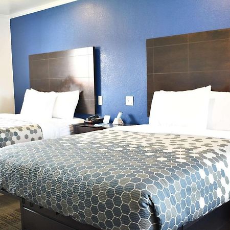 Rodeway Inn Swainsboro Екстер'єр фото