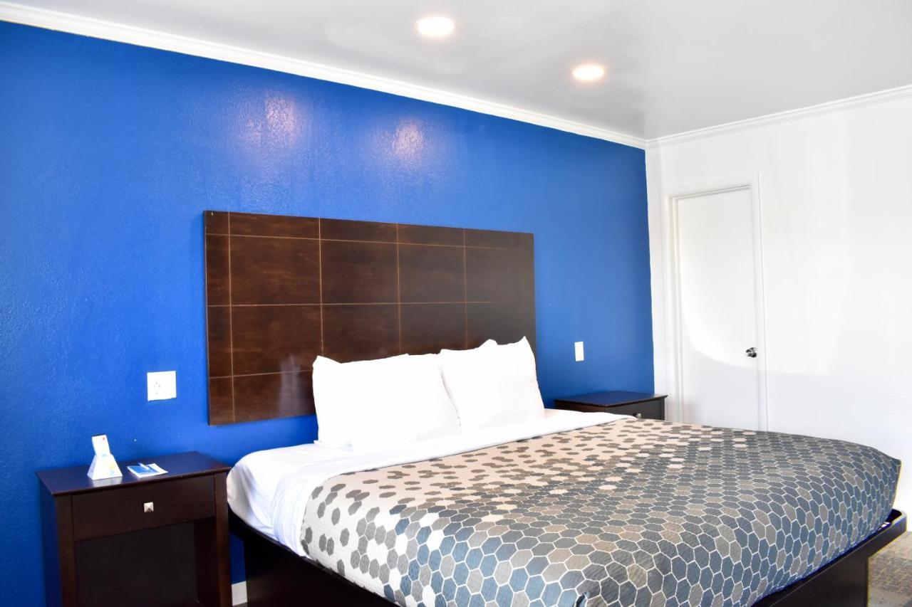 Rodeway Inn Swainsboro Екстер'єр фото