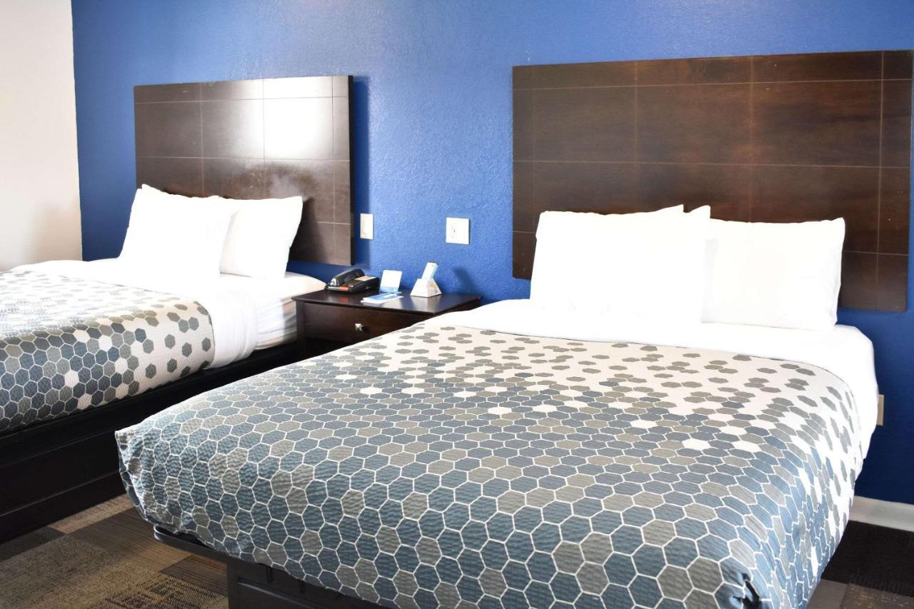 Rodeway Inn Swainsboro Екстер'єр фото