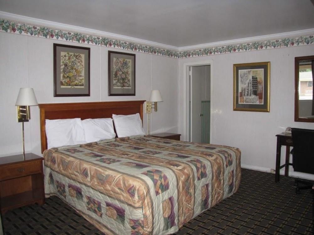 Rodeway Inn Swainsboro Екстер'єр фото