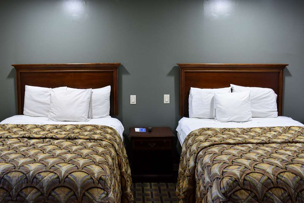Rodeway Inn Swainsboro Номер фото