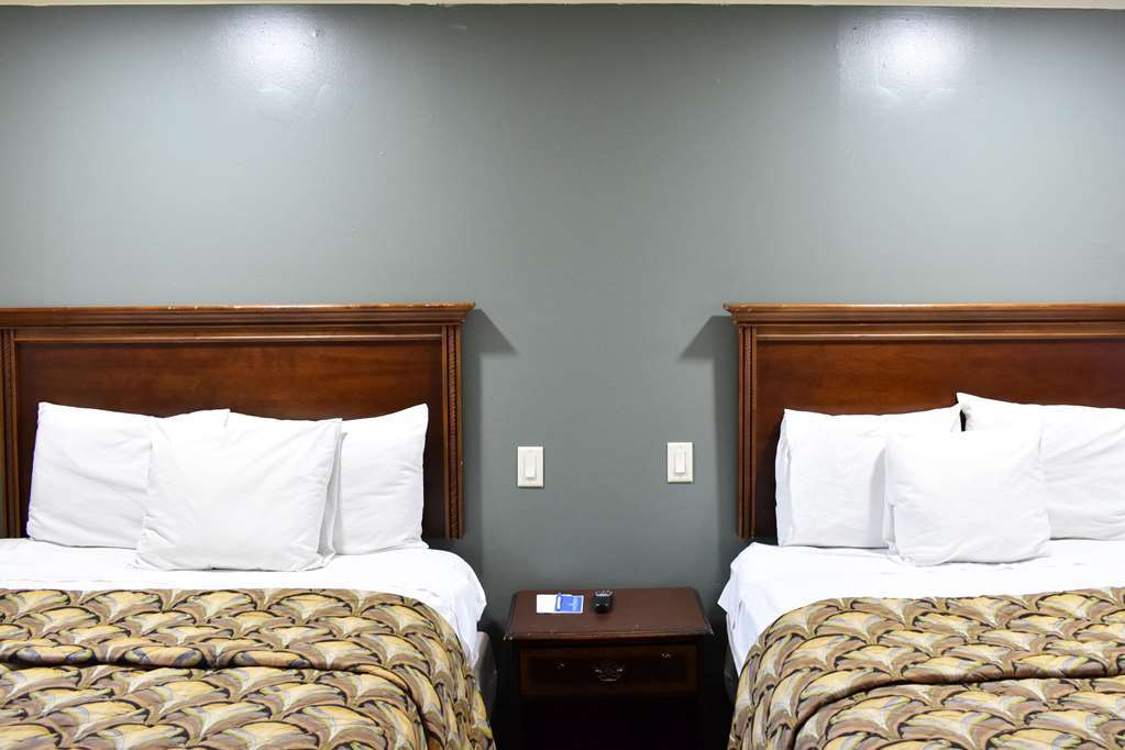 Rodeway Inn Swainsboro Номер фото